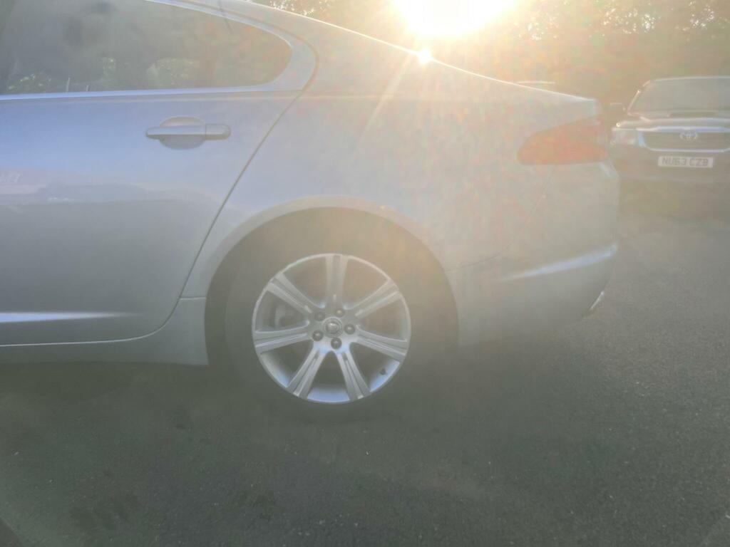 Jaguar XF V6 S Portfolio Grey #31