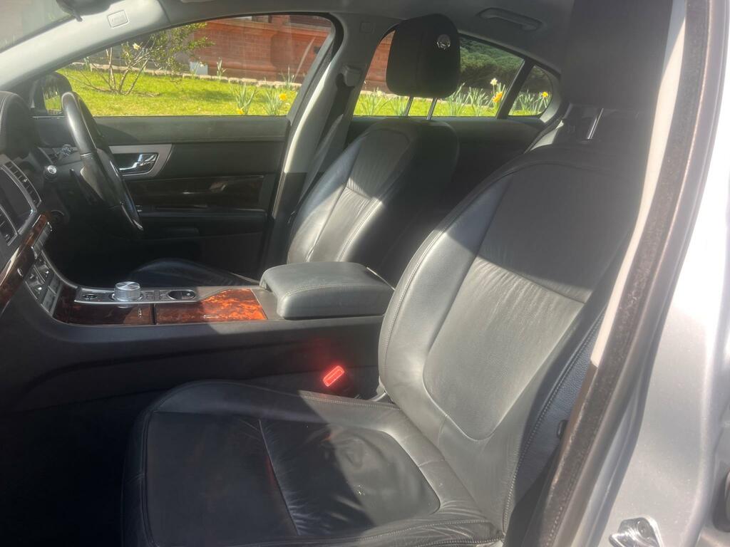Jaguar XF V6 S Portfolio Grey #20