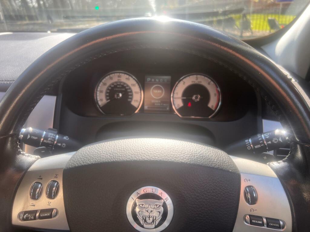 Jaguar XF V6 S Portfolio Grey #26