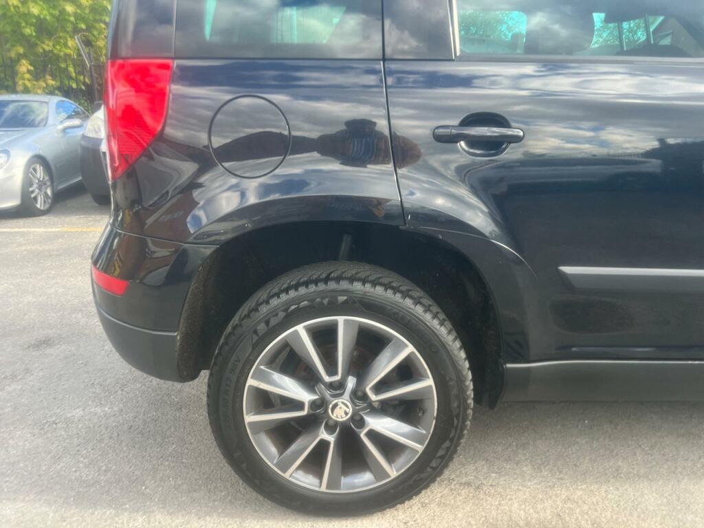 Skoda Yeti Suv Black #9