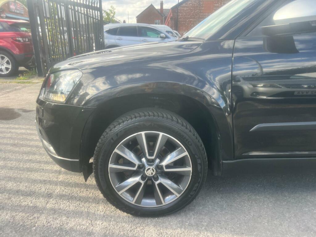 Skoda Yeti Suv Black #12