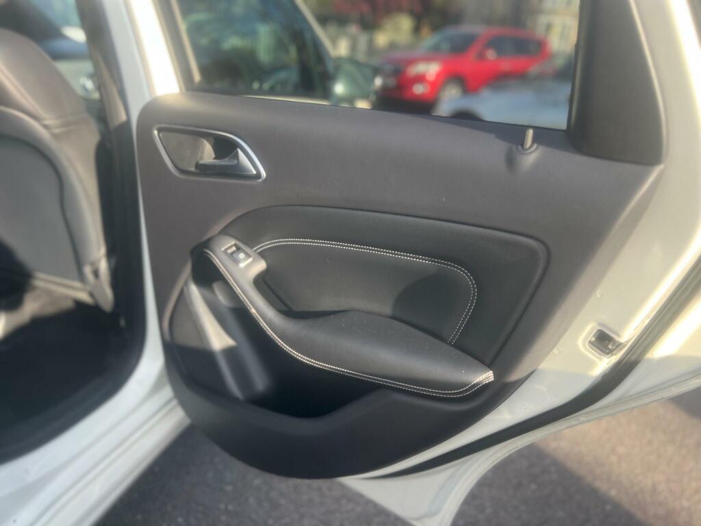 Mercedes-Benz B Class B180 Cdi Blueefficiency Se Silver #12