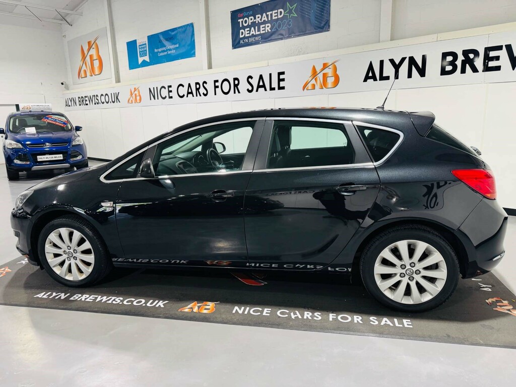 Vauxhall Astra Excite Black #5