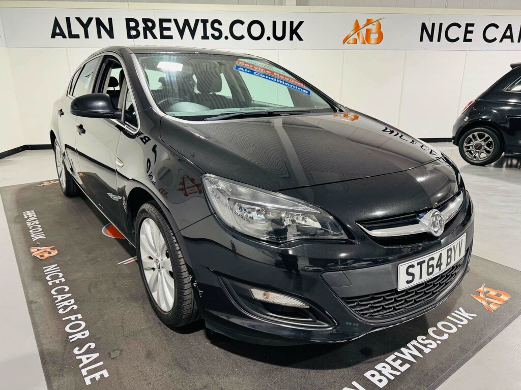 Vauxhall Astra Excite Black #2