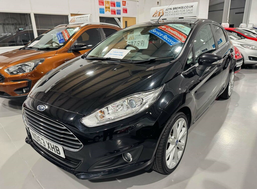 Ford Fiesta Titanium ND63XHB