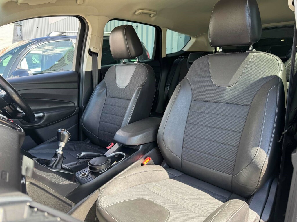 Ford Kuga Zetec 2.0 Tdci #23