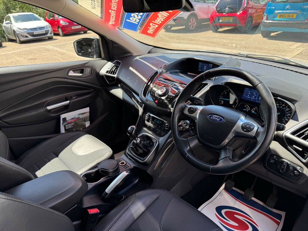 Ford Kuga Zetec 2.0 Tdci #32