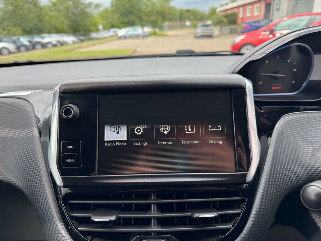 Peugeot 2008 1.4 Hdi Active White #37