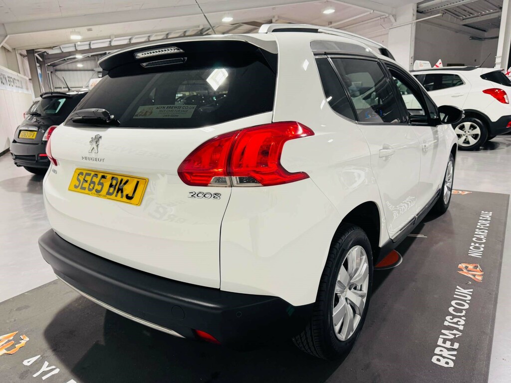 Peugeot 2008 Allure Blue Hdi  #3