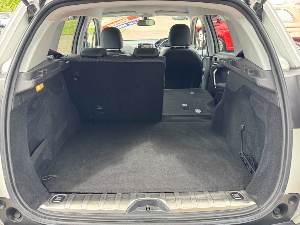 Peugeot 2008 1.4 Hdi Active White #55