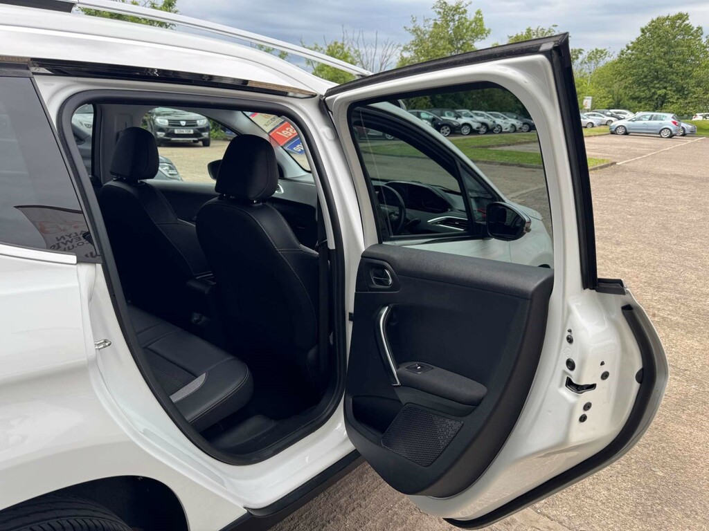 Peugeot 2008 1.4 Hdi Active White #47