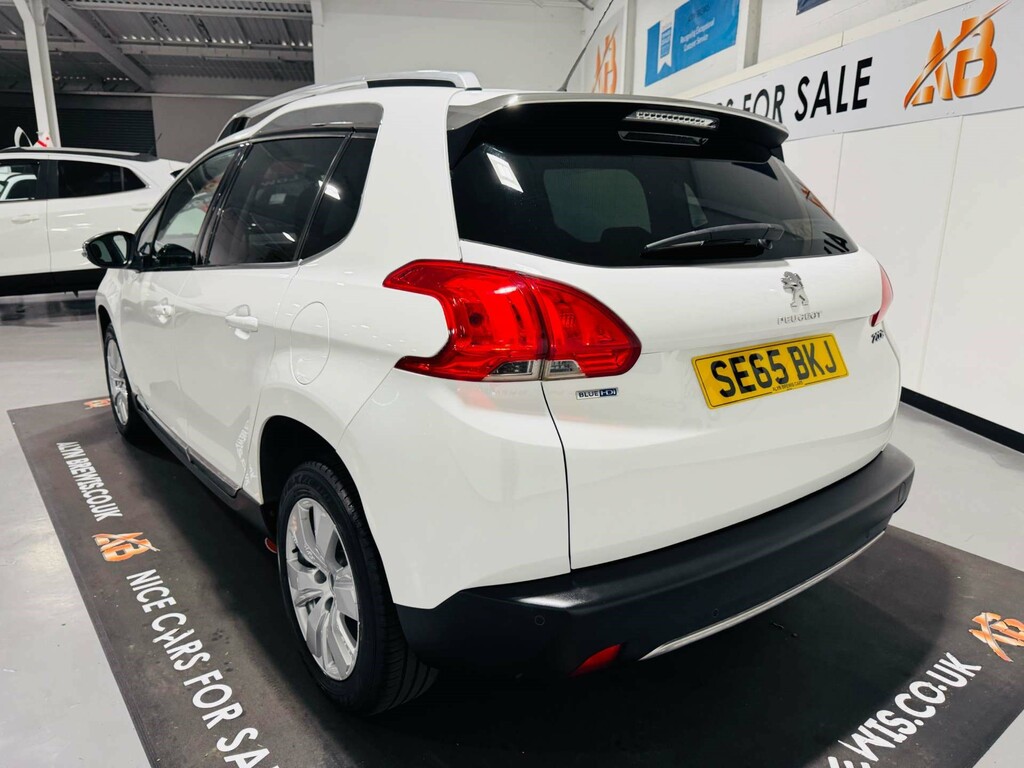 Peugeot 2008 Allure Blue Hdi  #4
