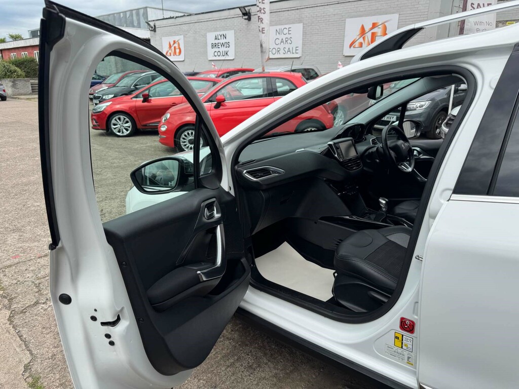 Peugeot 2008 1.4 Hdi Active White #49