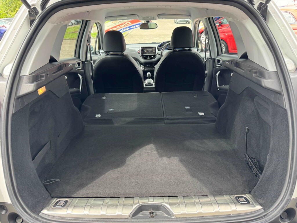 Peugeot 2008 1.4 Hdi Active White #53