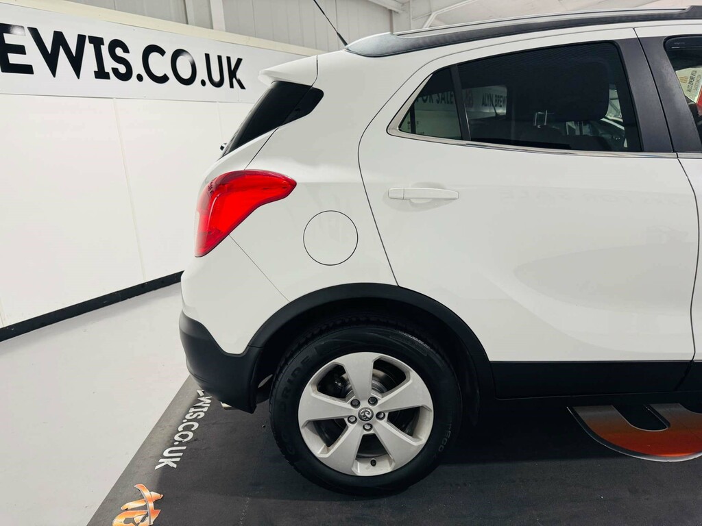 Vauxhall Mokka 1.6I Se Red #10