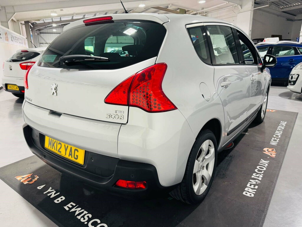 Peugeot 3008 Active E-hdi  #3