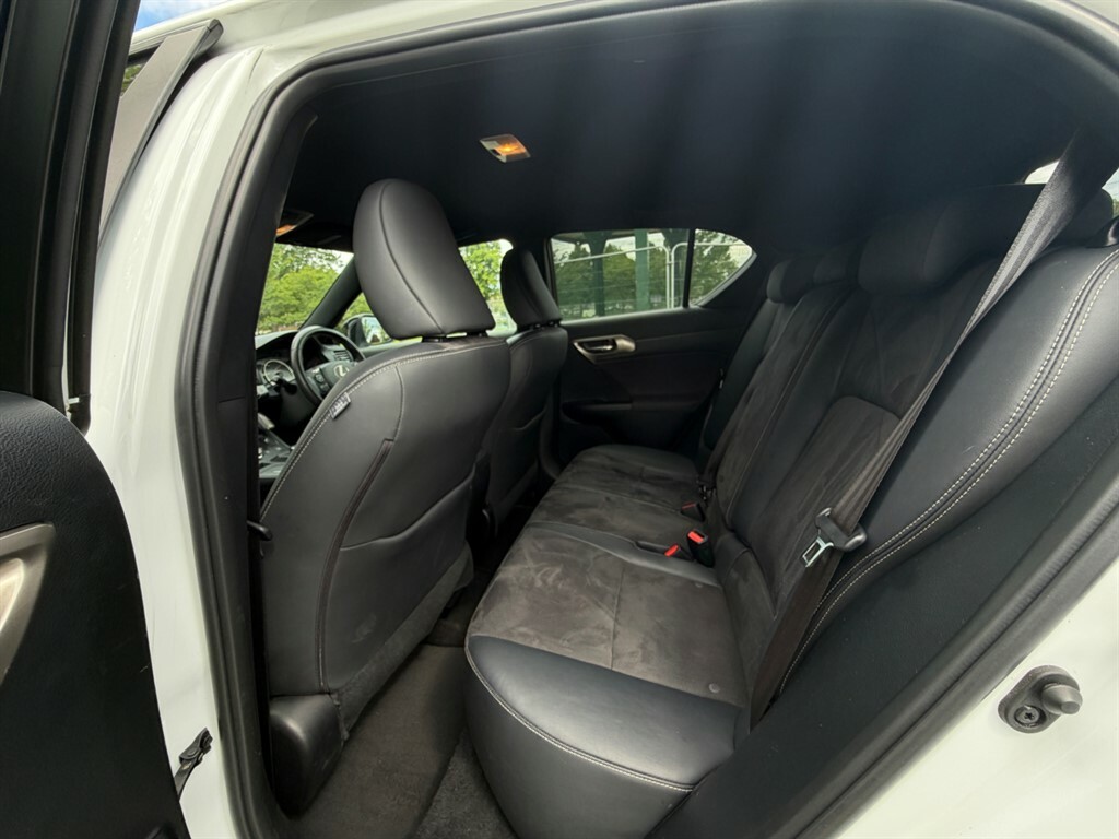 Lexus CT 200H Grey #25