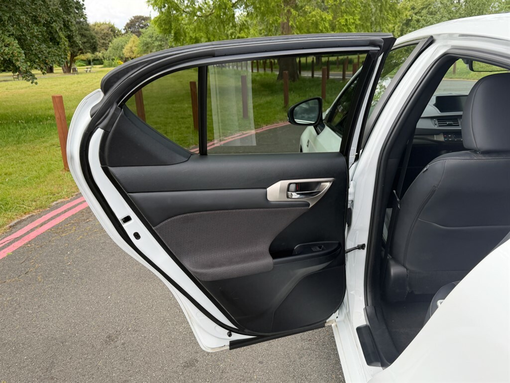 Lexus CT 200H Grey #20