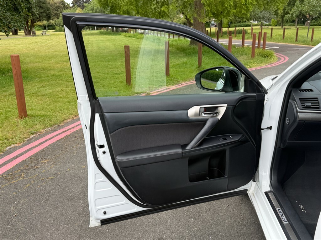 Lexus CT 200H Grey #22