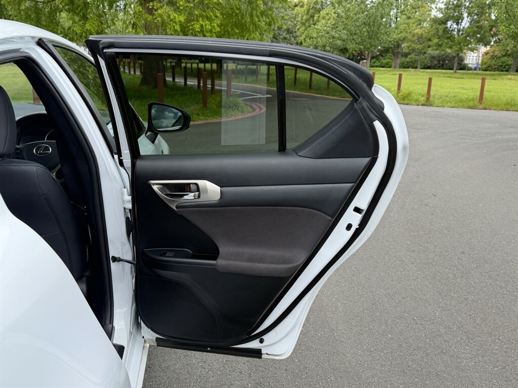 Lexus CT 200H Grey #23