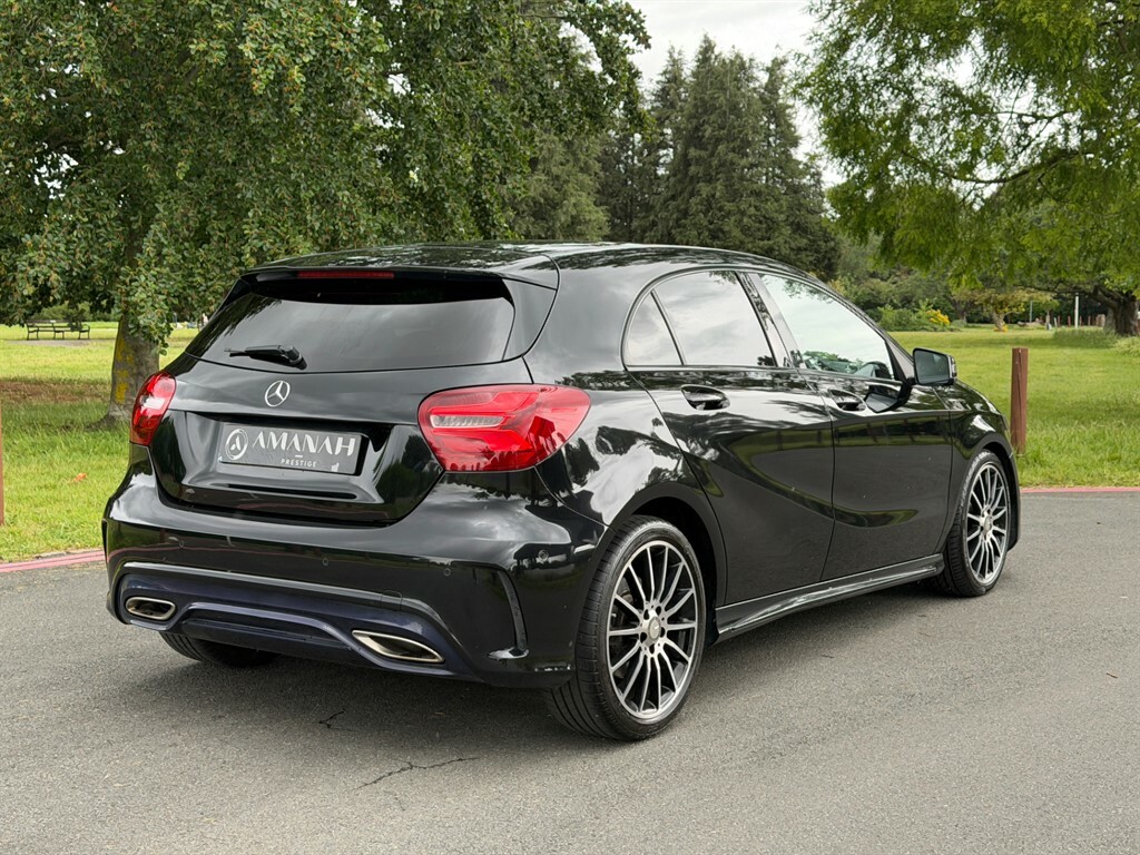 Mercedes-Benz 220 E D Amg Line Grey #11