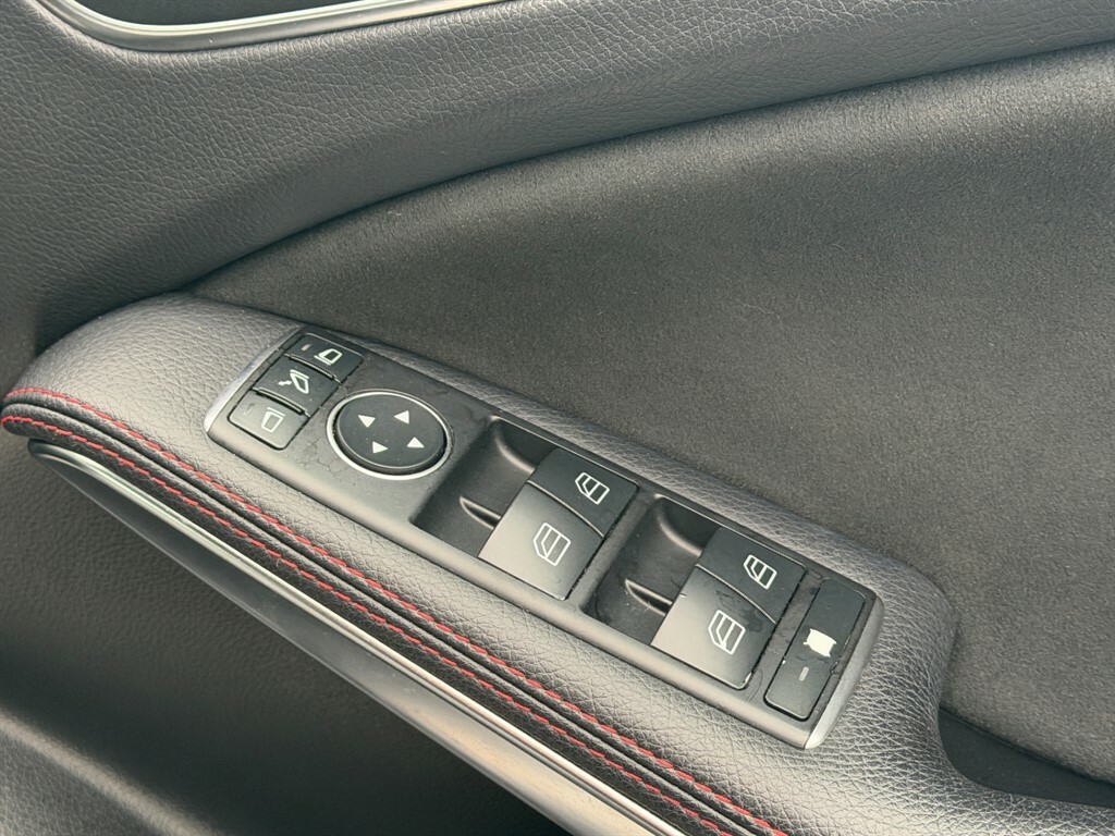 Mercedes-Benz 220 E D Amg Line Grey #29