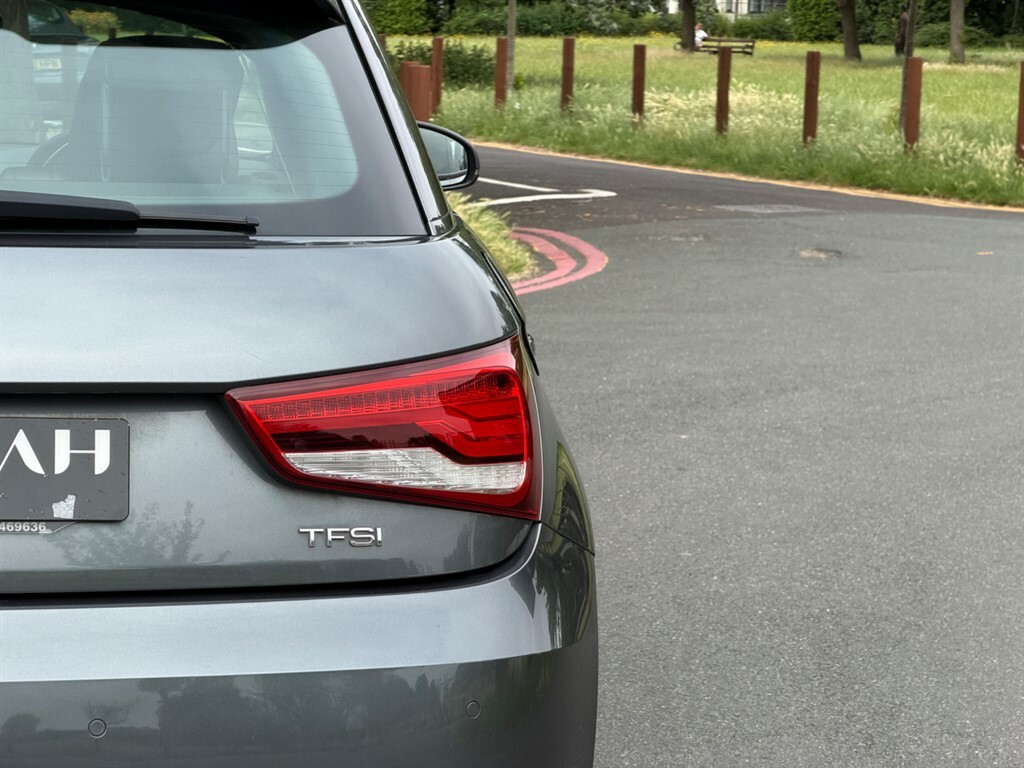 Audi A1 Sportback Tfsi S Line Grey #6