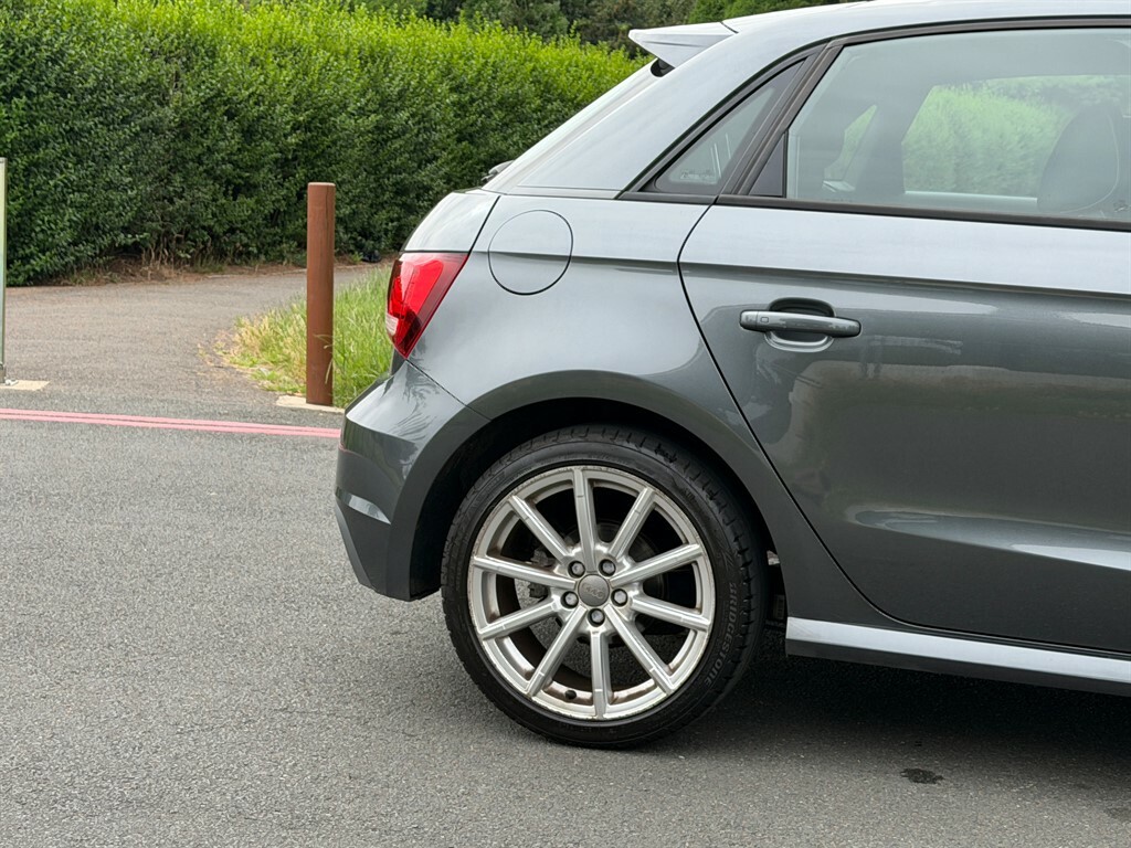 Audi A1 Sportback Tfsi S Line Grey #3