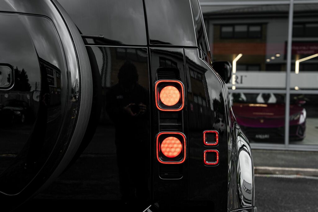 Land Rover Defender P635 Octa  #9