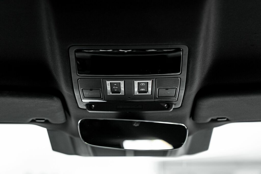 Land Rover Defender P635 Octa  #42