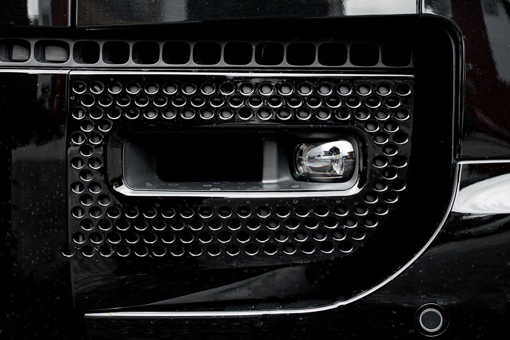 Land Rover Defender P635 Octa  #81