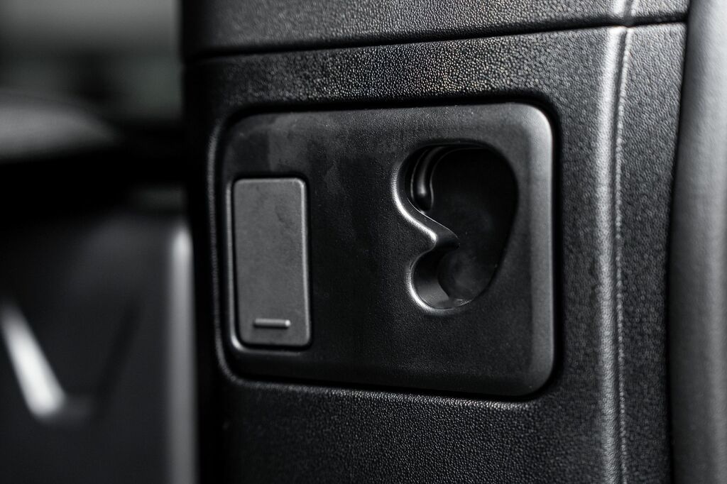 Land Rover Defender P635 Octa  #123