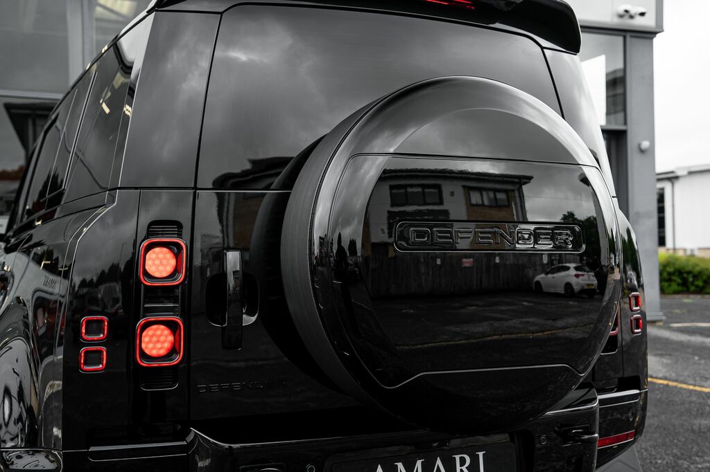 Land Rover Defender P635 Octa  #111