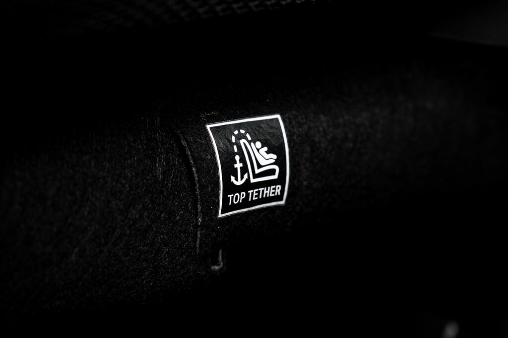 Land Rover Defender P635 Octa  #41