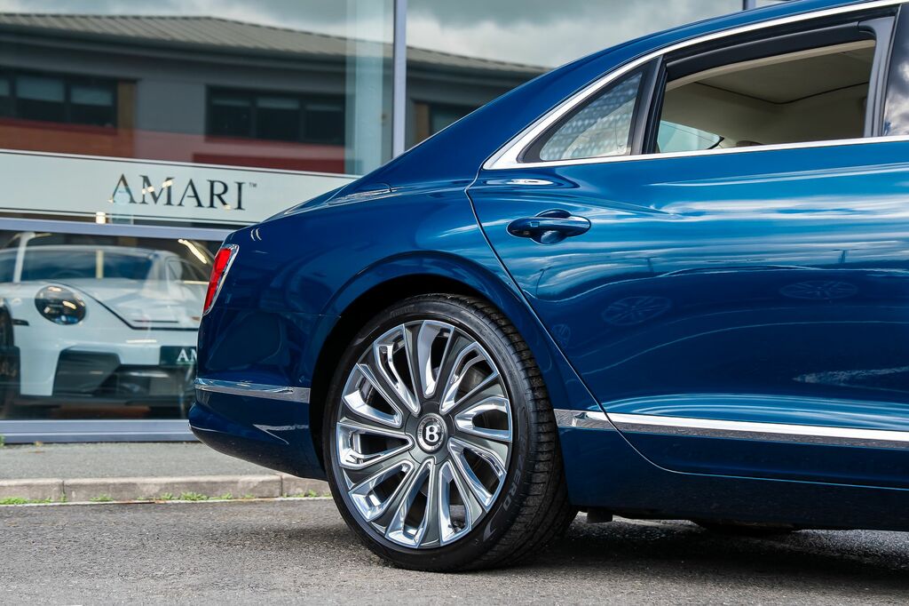 Bentley Flying Spur S V8 #115