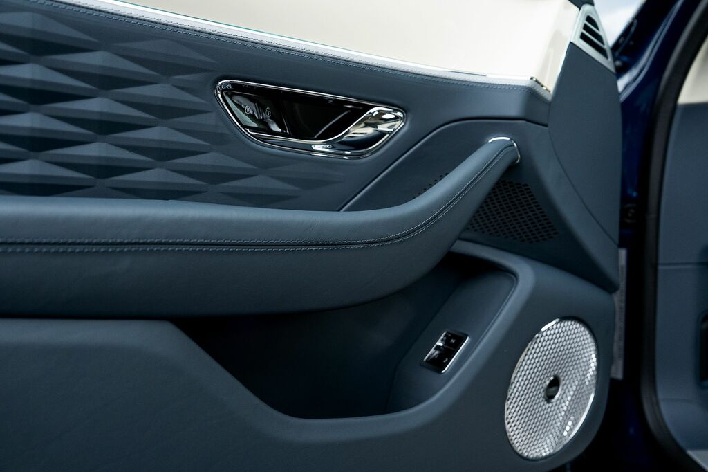 Bentley Flying Spur S V8 #75