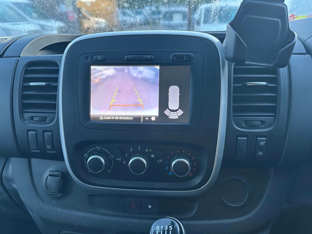 Nissan NV300 2L Acenta White #5