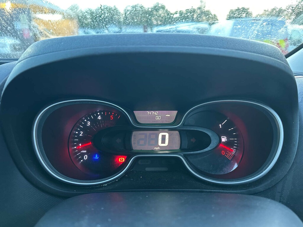 Nissan NV300 2L Acenta White #8