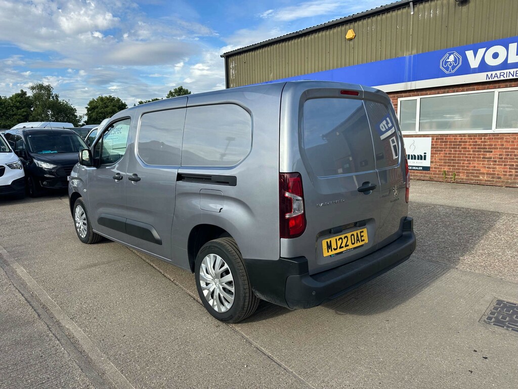 Peugeot Partner Bluehdi 950 Professional Premium Long Panel Van Di Grey #6