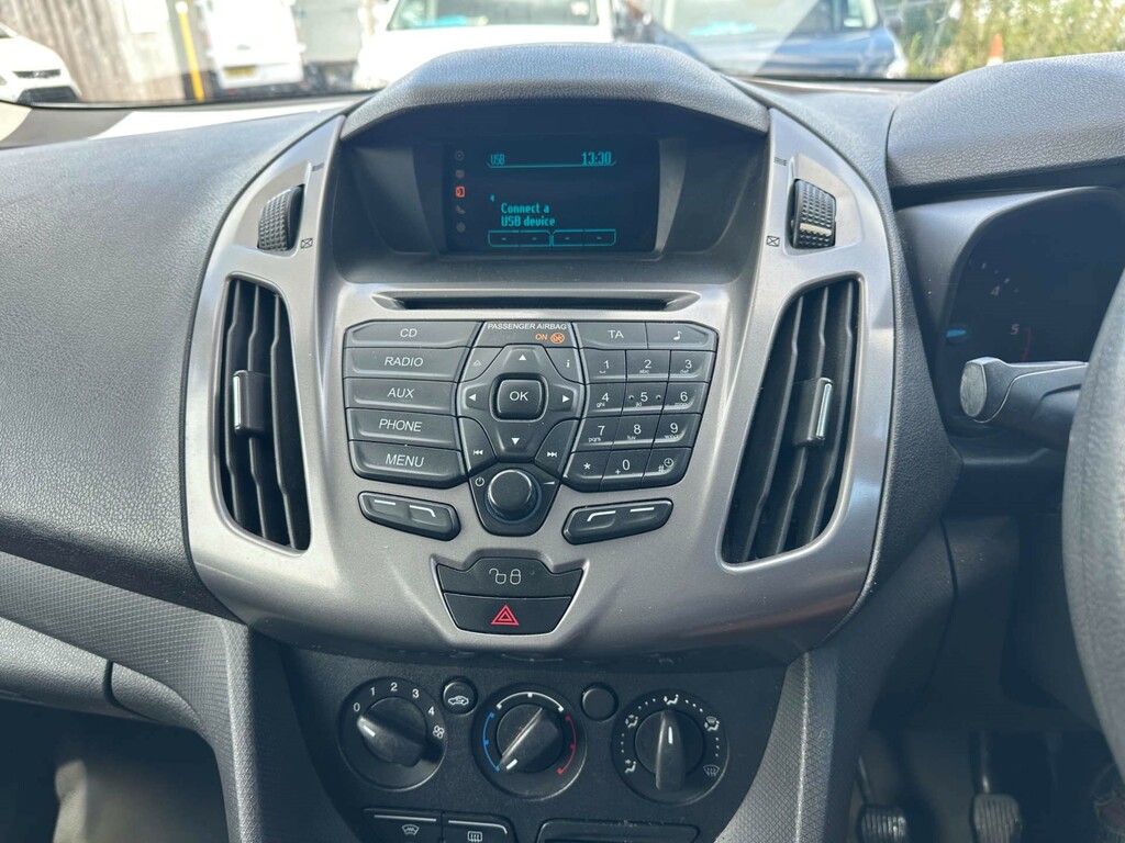 Ford Transit Connect Mpv White #13