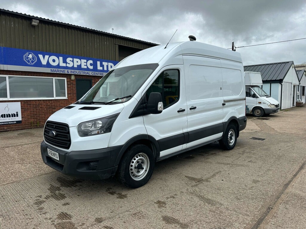 Ford Transit Custom Mpv White #3