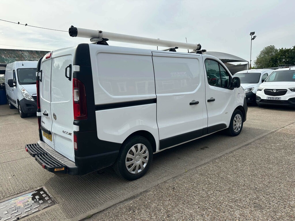 Vauxhall Vivaro 1.6 Cdti 2900 Ecoflex White #9