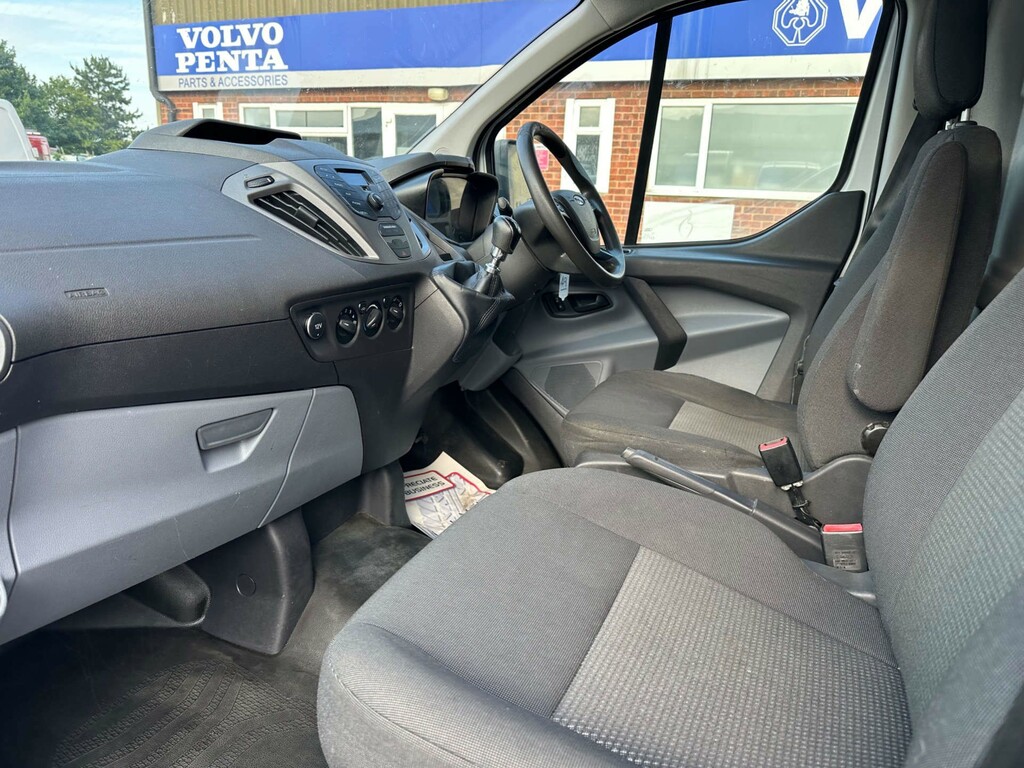 Ford Transit Custom 2.0 Tdci 105Ps Short Wheelbase L1h2 High Roof Van White #19
