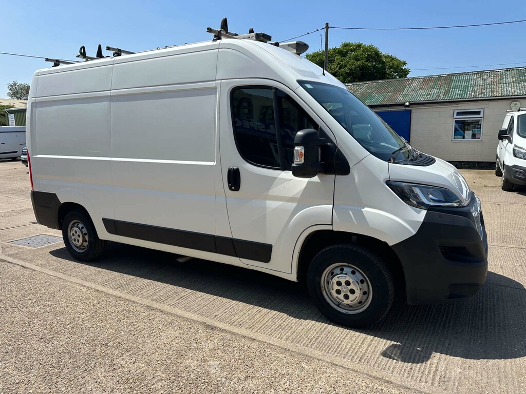 Peugeot Boxer 2.0 Bluehdi 335 Professional Panel Van Black #11