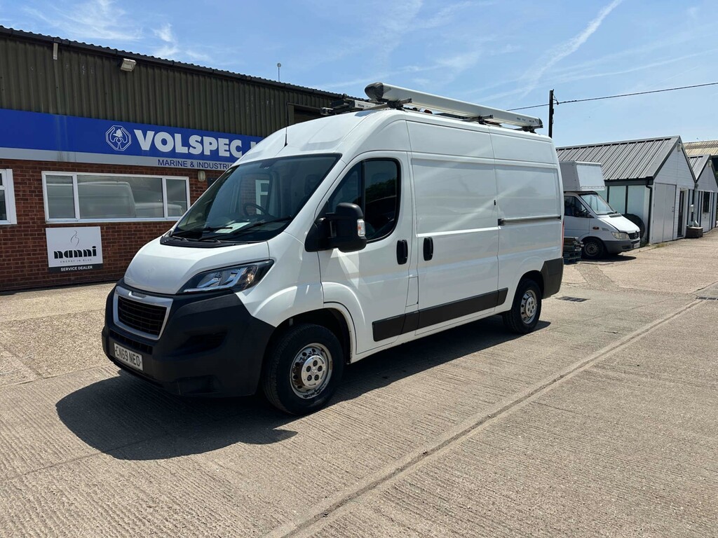 Peugeot Boxer Bluehdi 335 Professional Panel Van L White #2