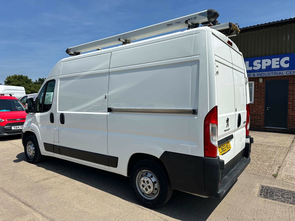 Peugeot Boxer Bluehdi 335 Professional Panel Van L White #4