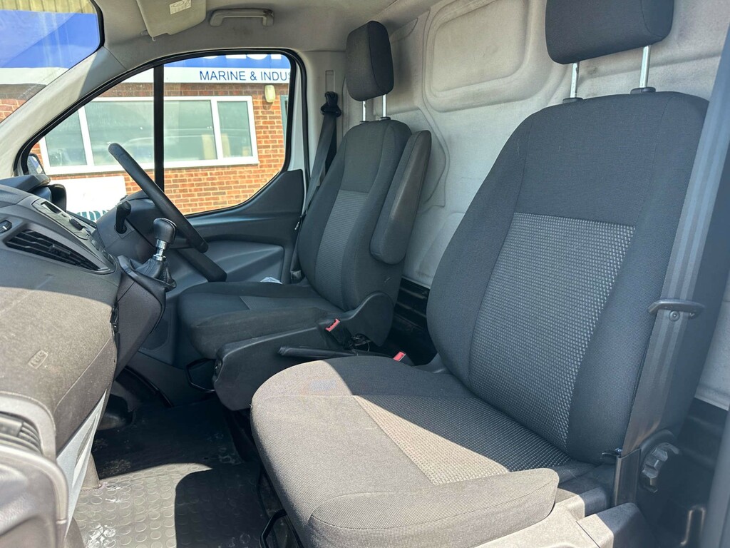 Ford Transit Custom 2016 2.2 Tdci 290 Limited L1 H1 6Dr Silver #18