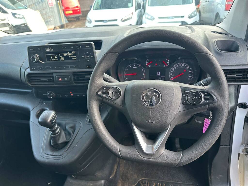 Vauxhall Combo Combo 1.5 Turbo D 2300 Sportive L2 H1 Euro 6 White #14