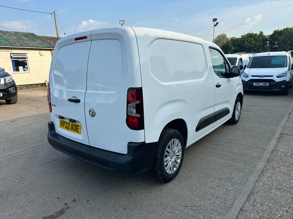 Vauxhall Combo Combo 1.5 Turbo D 2300 Sportive L2 H1 Euro 6 White #8