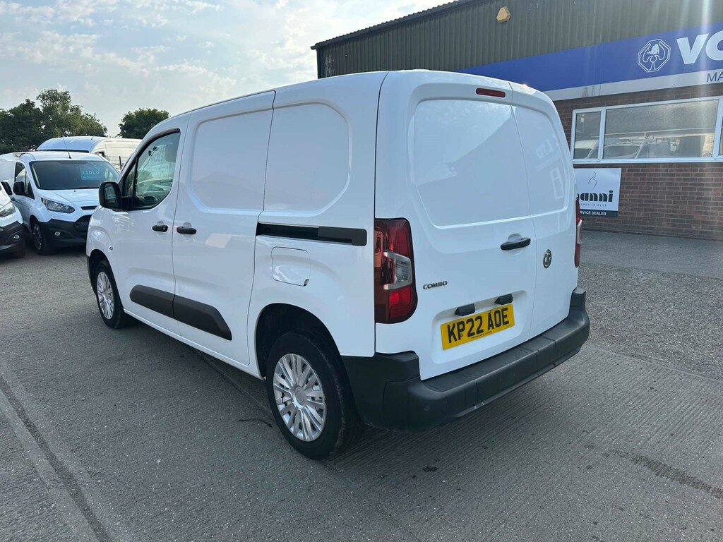 Vauxhall Combo Turbo D 2000 Dynamic Panel Van L1 H1 White #6